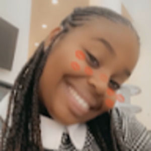 Meet your Posher, Morayma